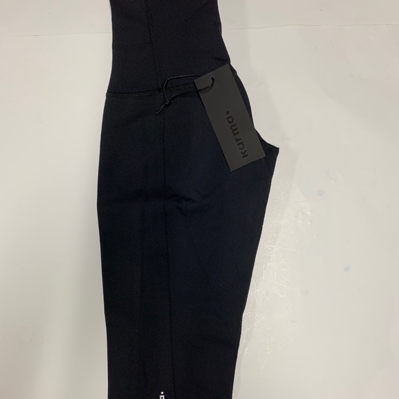 High Waist Basic Crop-Black - Picture 7 of 10